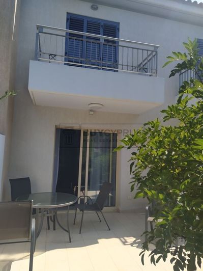 Image No.9-2 Bed Townhouse for sale