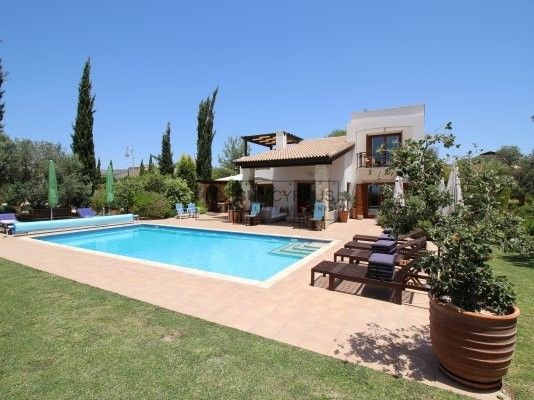 Image No.1-3 Bed Villa for sale