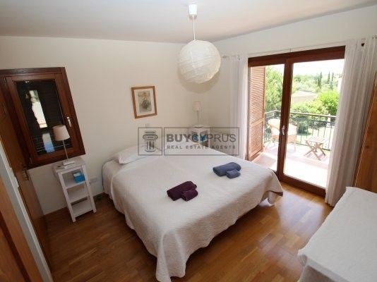 Image No.17-3 Bed Villa for sale