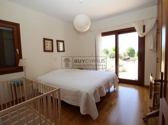 Image No.20-3 Bed Villa for sale
