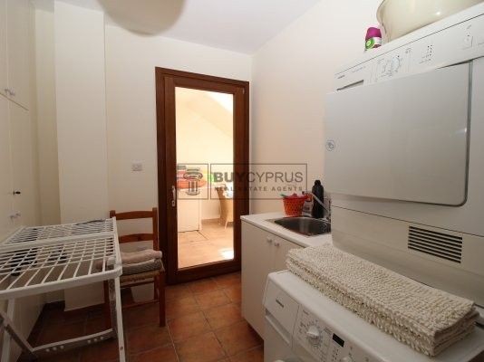 Image No.24-3 Bed Villa for sale