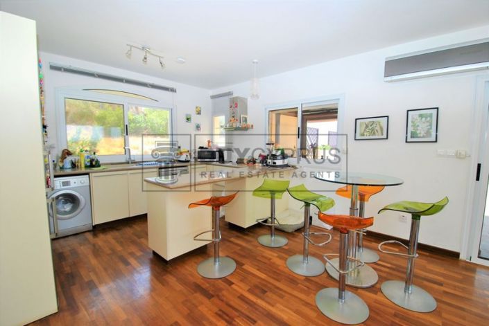 Image No.12-3 Bed Penthouse for sale