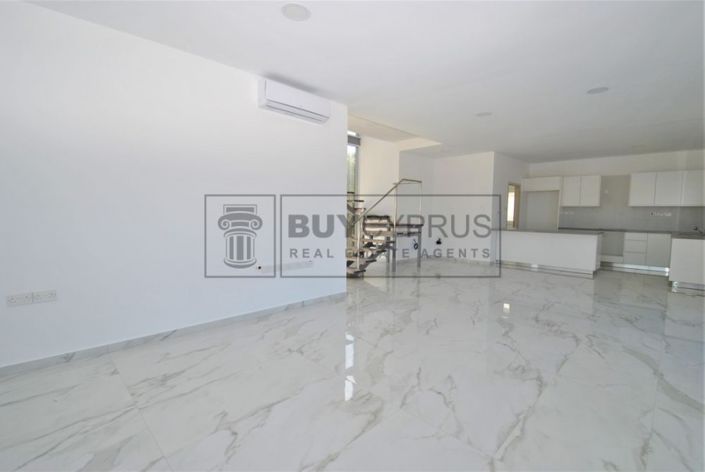 Image No.14-3 Bed Villa for sale