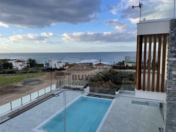 Detached Villa For Sale  in  Kissonerga