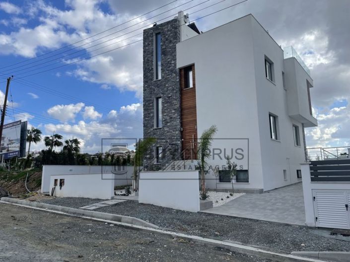 Image No.40-4 Bed Villa for sale