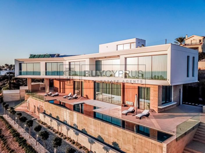 Image No.64-5 Bed Villa for sale