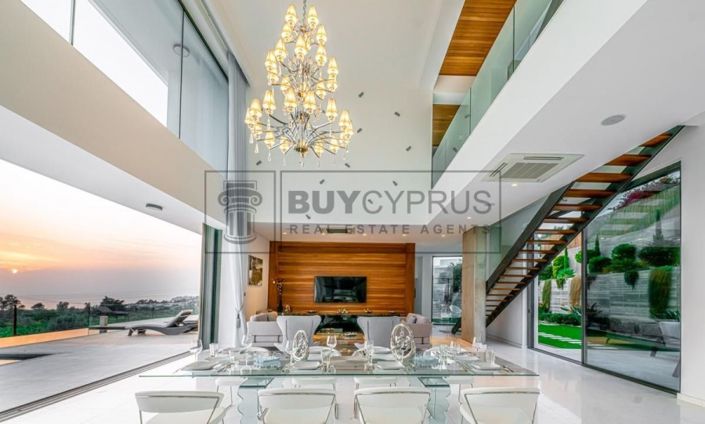 Image No.66-5 Bed Villa for sale