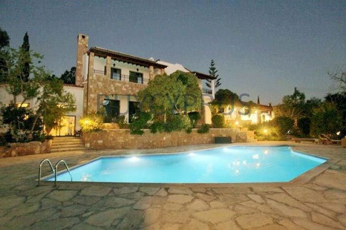 Image No.1-7 Bed Villa for sale