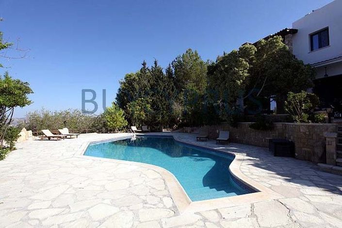 Image No.11-7 Bed Villa for sale