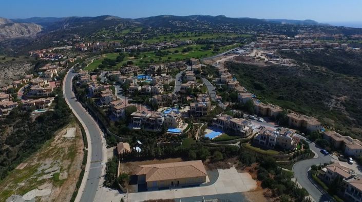 Image No.26-2 Bed Apartment for sale