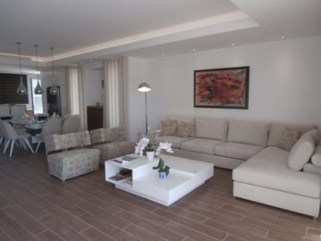 Ultra Modern Three Bedroom Villa in Yeroskipou