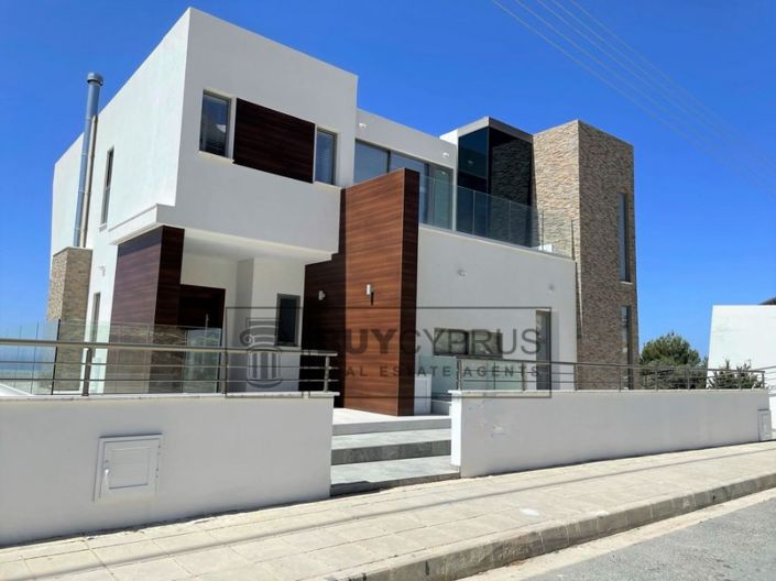 Image No.28-5 Bed Villa for sale