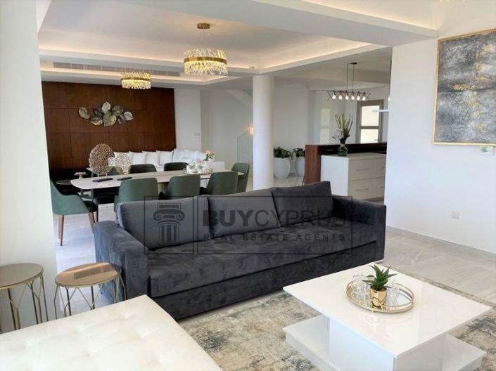 Image No.4-5 Bed Villa for sale