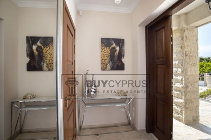 Image No.14-5 Bed Villa for sale