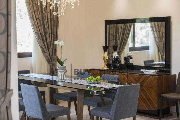 Image No.25-5 Bed Villa for sale