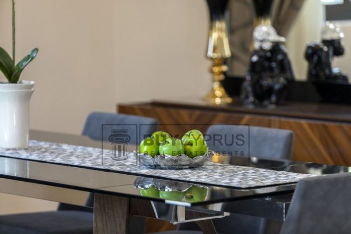 Image No.26-5 Bed Villa for sale