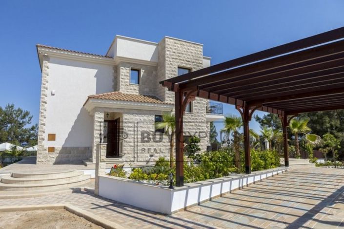 Image No.44-5 Bed Villa for sale