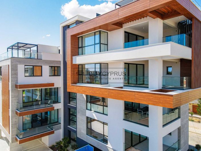 Image No.21-2 Bed Apartment for sale