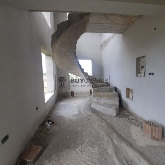 Image No.5-4 Bed Villa for sale