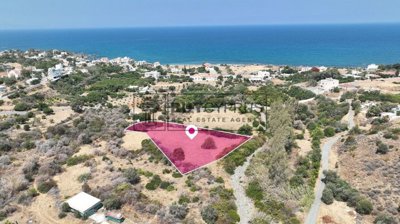 Residential Land  For Sale  in  Pomos