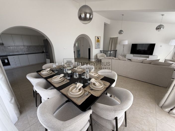 Image No.15-4 Bed Villa for sale