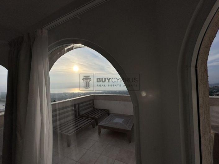 Image No.28-4 Bed Villa for sale