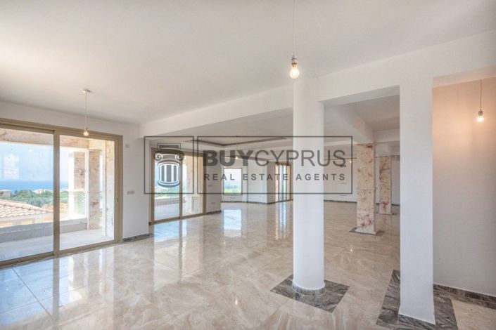 Image No.12-7 Bed Villa for sale