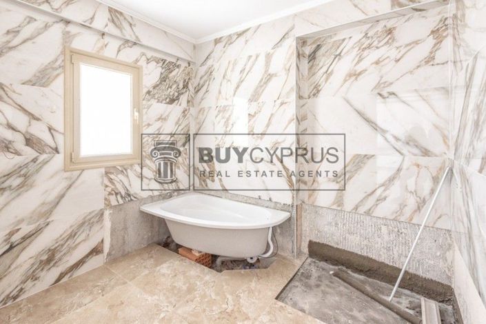 Image No.16-7 Bed Villa for sale