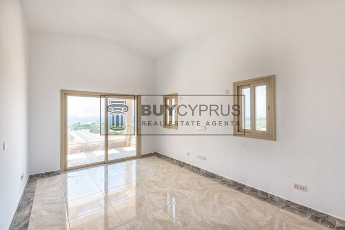 Image No.19-7 Bed Villa for sale