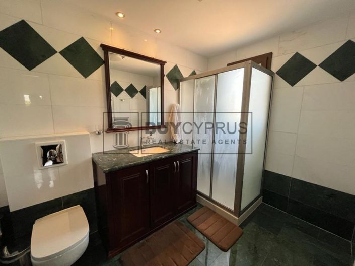 Image No.19-7 Bed Villa for sale