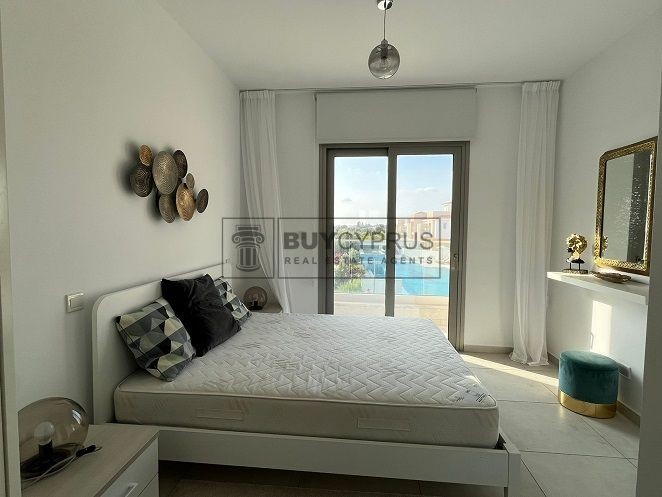 Image No.20-3 Bed Property for sale