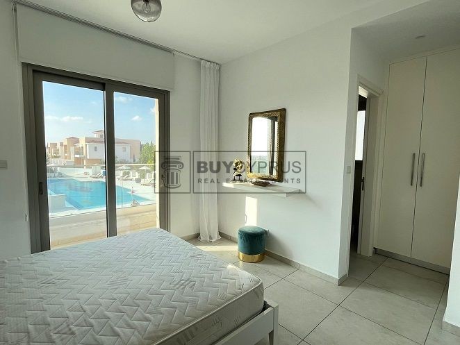 Image No.21-3 Bed Property for sale