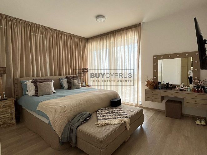 Image No.11-5 Bed Villa for sale