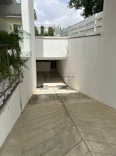 Image No.26-5 Bed Villa for sale