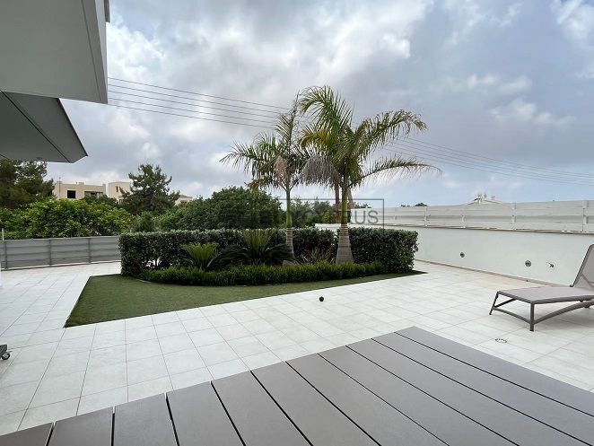 Image No.5-5 Bed Villa for sale