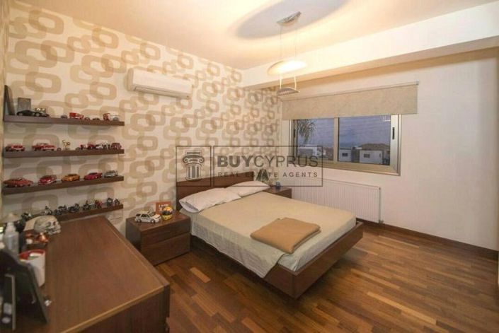 Image No.14-5 Bed Villa for sale