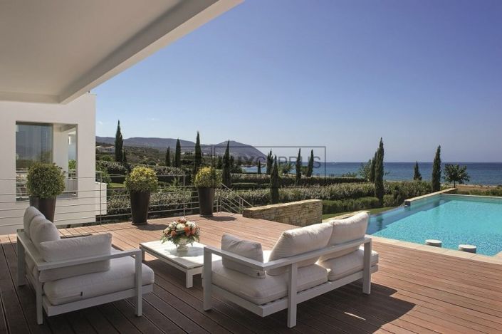 Image No.10-4 Bed Villa for sale