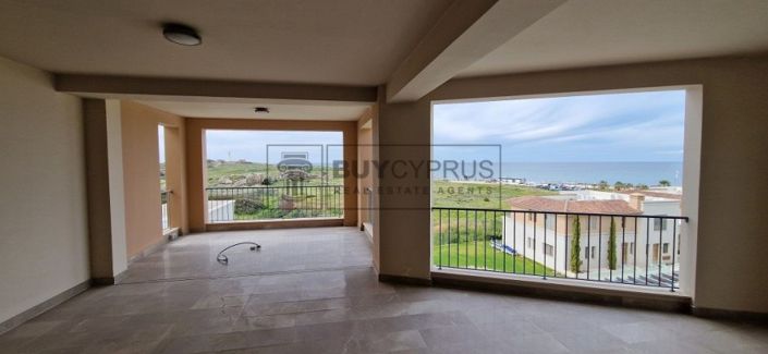 Image No.20-3 Bed Apartment for sale