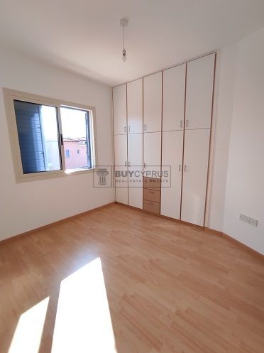 Image No.10-2 Bed Townhouse for sale