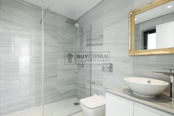 Image No.26-5 Bed Villa for sale