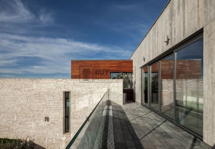 Image No.27-5 Bed Villa for sale