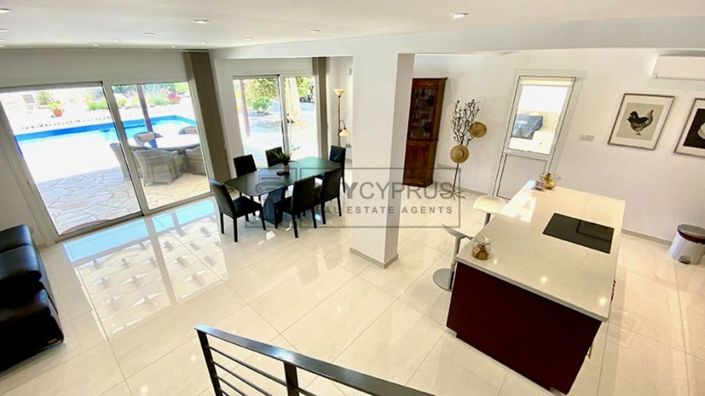 Image No.17-4 Bed Villa for sale