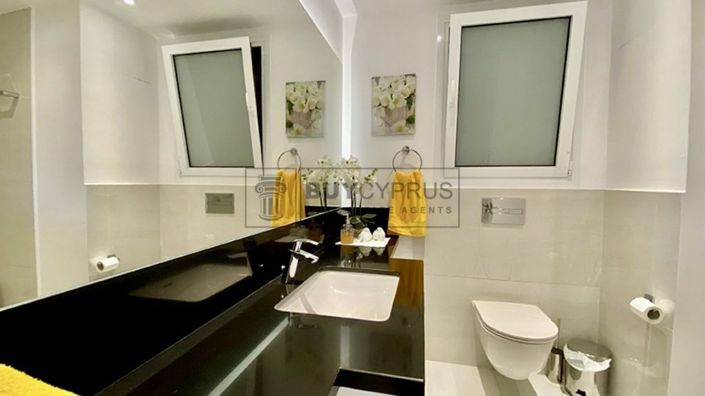 Image No.37-4 Bed Villa for sale