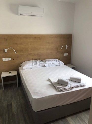 Image No.17-29 Bed Commercial for sale