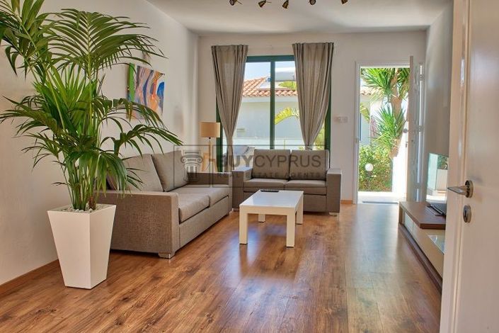 Image No.34-29 Bed Commercial for sale