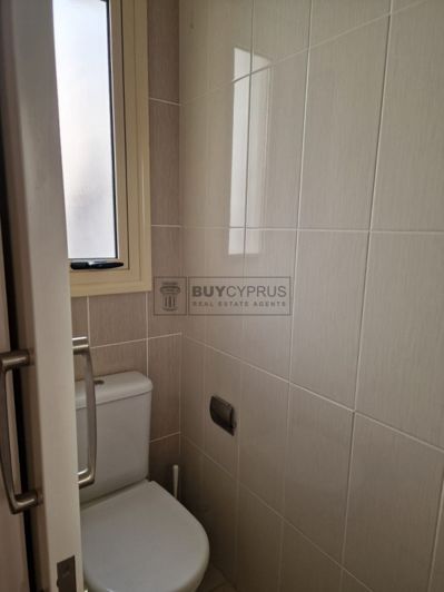 Image No.16-2 Bed Townhouse for sale