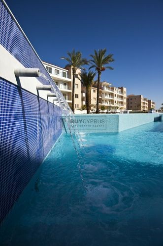 Image No.17-2 Bed Townhouse for sale