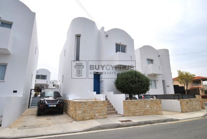 Image No.3-3 Bed Villa for sale