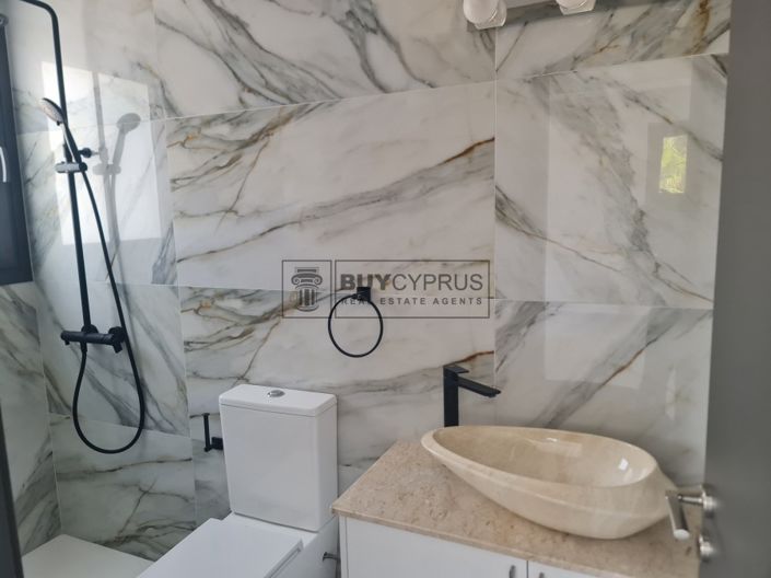 Image No.18-3 Bed Apartment for sale