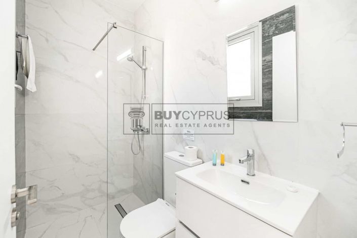 Image No.7-3 Bed Villa for sale